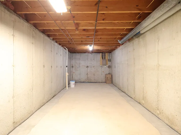622 Rustic Valley Dr — Photo 30