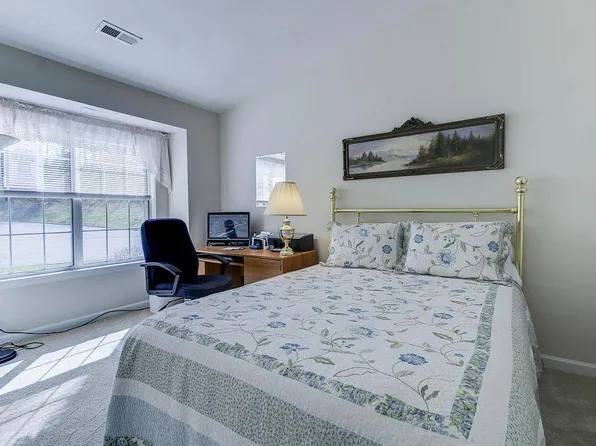 6952 Scotch Pine Ln, Roanoke, VA 24019