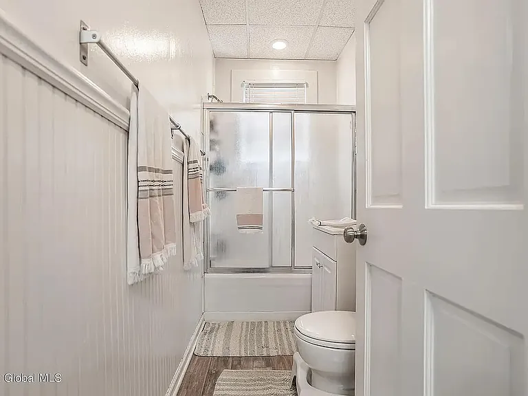 101 Park Ave #1 — Photo 2