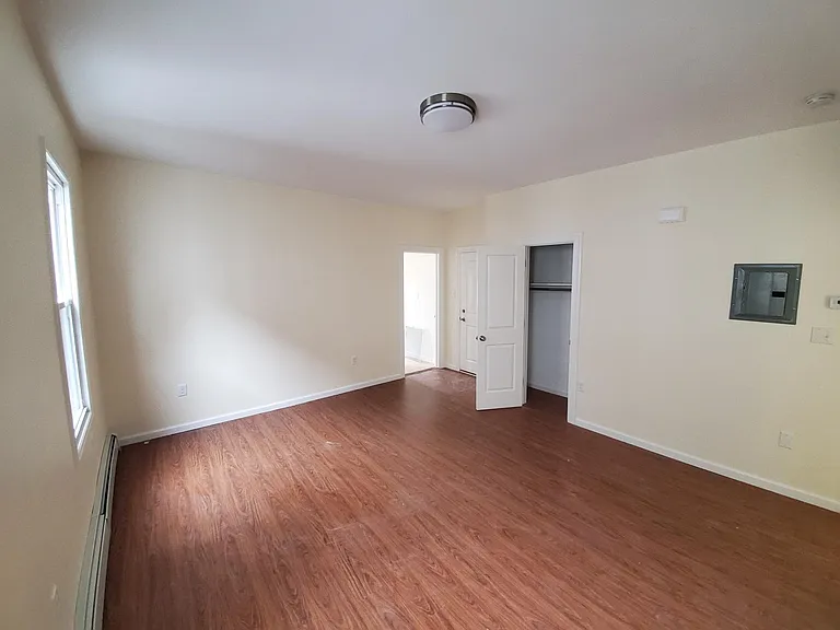 140 Clinton Pl #3 — Photo 24