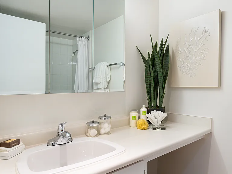 2020 Bellevue Ave — Photo 18