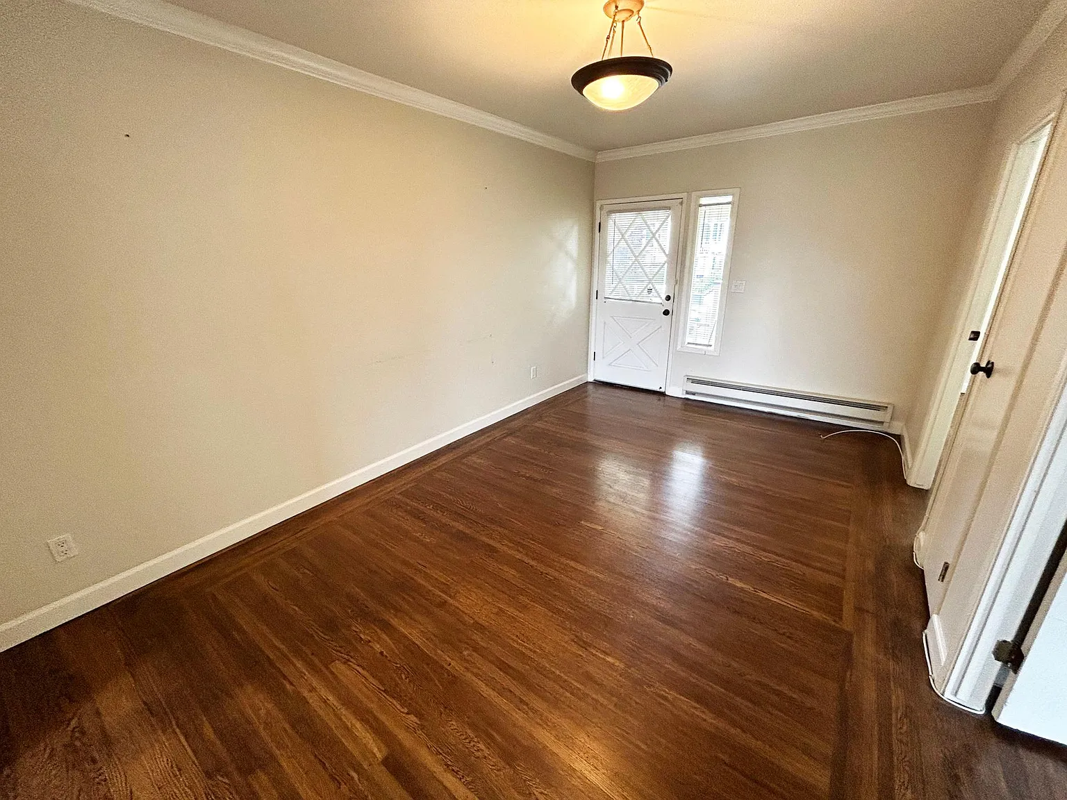 2 bed, 750 sqft, $1,795 — Photo 2