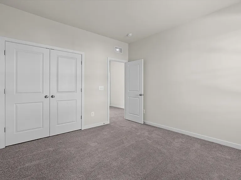 128 Thornton Way — Photo 17
