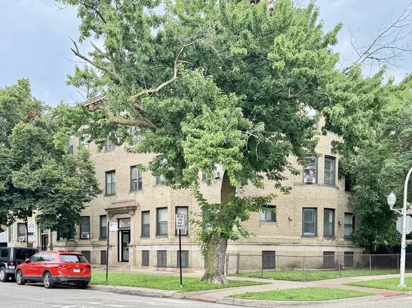 923 W Waveland Ave, Chicago, IL