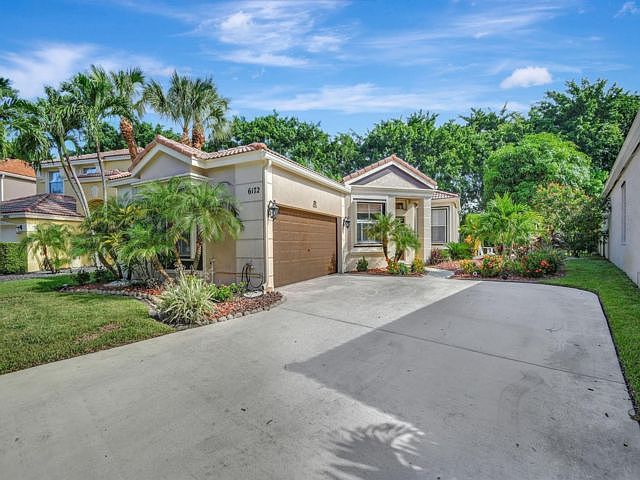 1st image of 6172 Oak Bluff Way