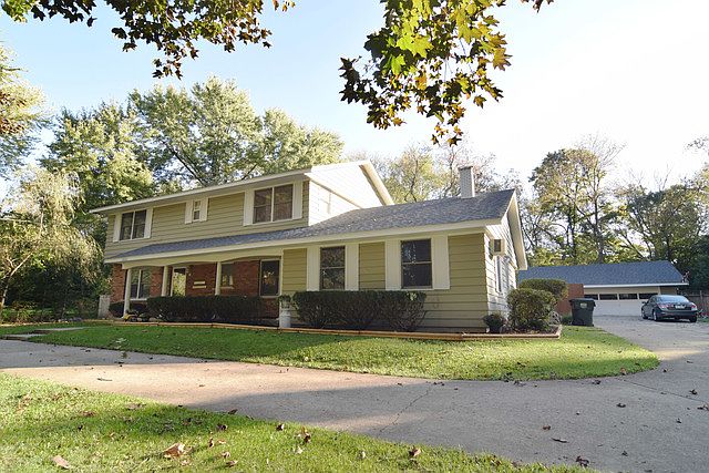 Welcome to 12012 Mohican Dr!