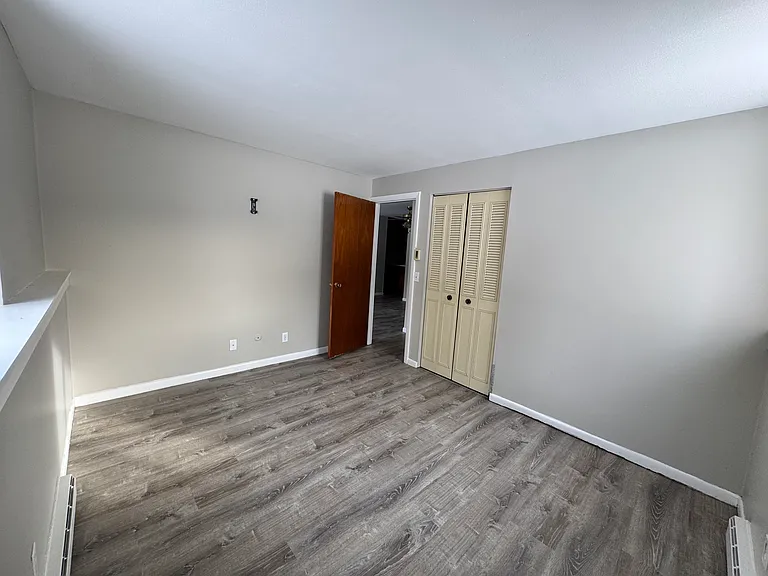 320 Elm St #3 — Photo 9