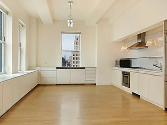 Sold by Citi Habitats | media 2