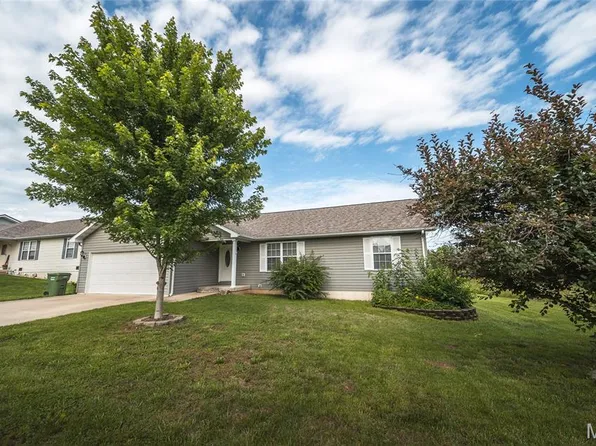 545 Maplewood Dr, Rolla, MO 65401