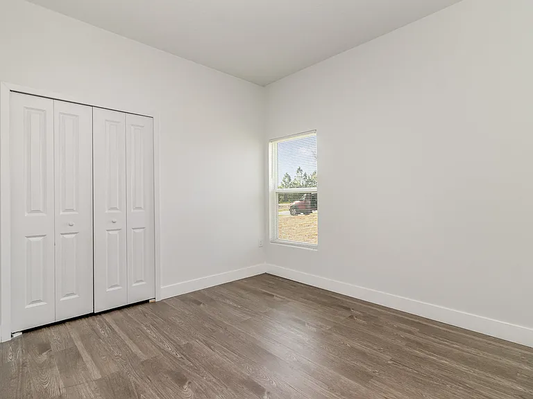 1213 Waterford St SE — Photo 24