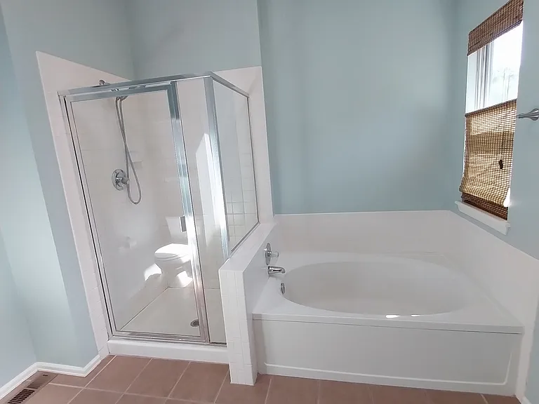 9786 Buckingham Ct — Photo 21