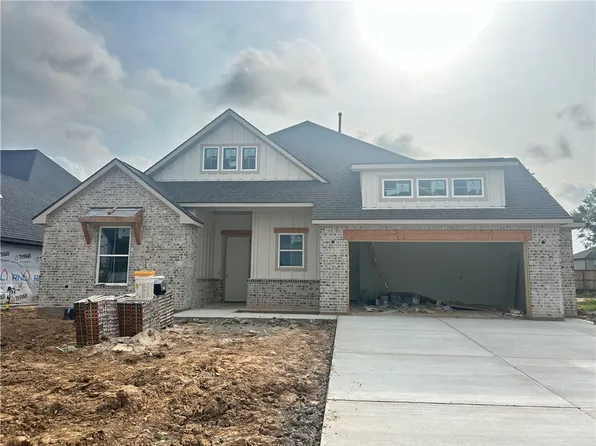 1825 Register Ct, College Station, TX 77845