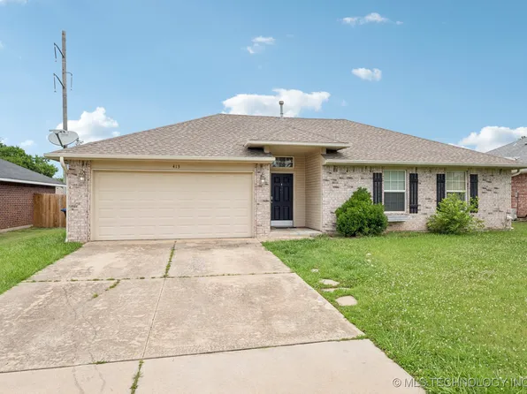 413 Woodbriar St S, Noble, OK 73068
