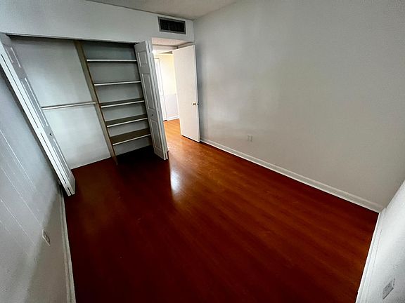 3rd image of 20341 NE 30th Ave #110-1