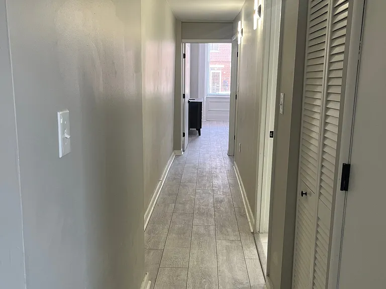 1104 Sheffield St #1 — Photo 8