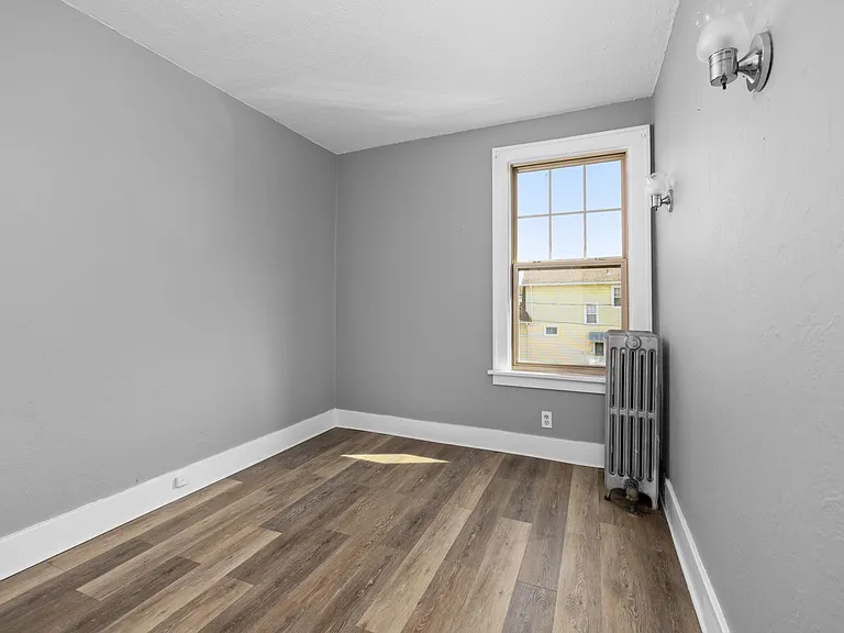 Colvin View Apartments — Photo 56