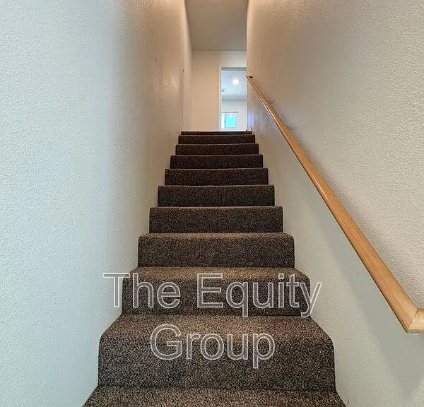 1473 Ben Franklin Ave — Photo 17