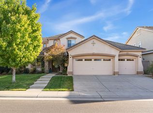 9986 Winkle Cir, Elk Grove, CA 95757