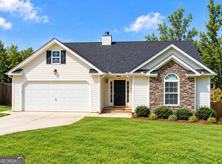 4915 Roxton Ln, Douglasville, GA 30135