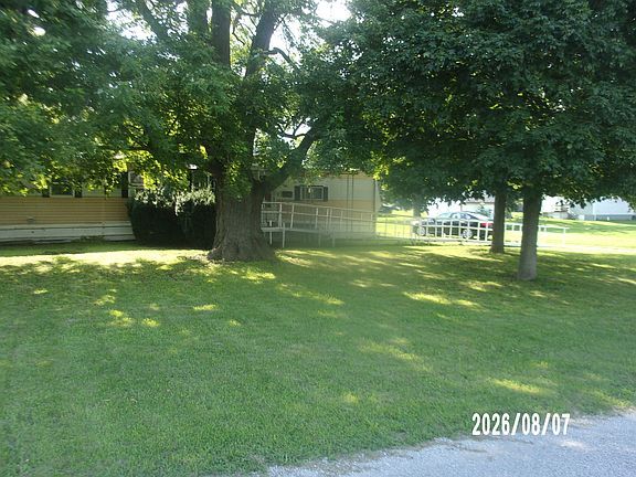 3rd image of 1745 N 3000 East Rd