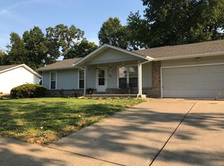 42 Westbrook Dr, O'Fallon, MO 63366