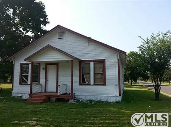 120 Hodge St, Sulphur Springs, TX 75482