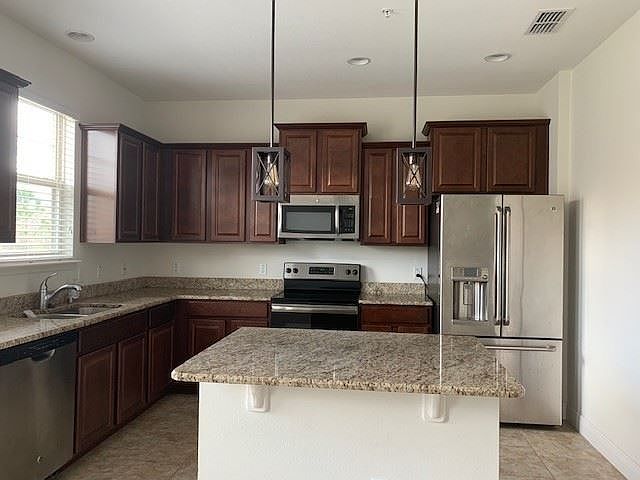 1st image of 10037 Town Lake Dr