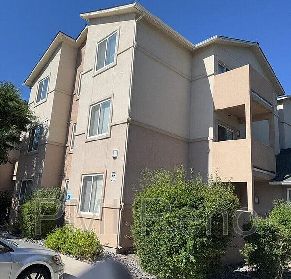 Big Horn Apartments — Photo 22