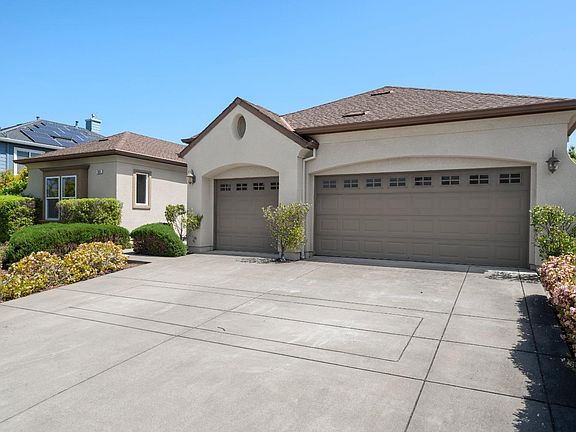 2nd image of 365 Mcallister Drive