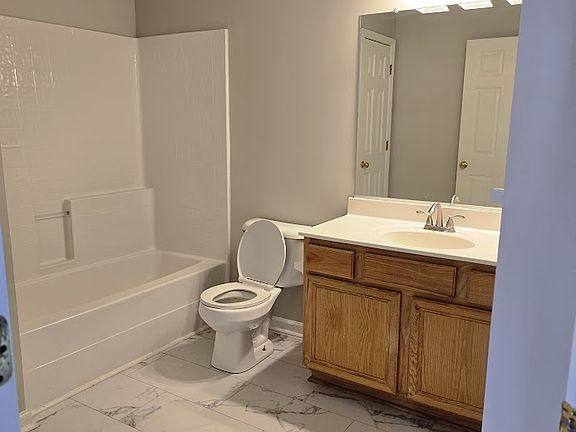 2nd image of 21 Creekstone Dr