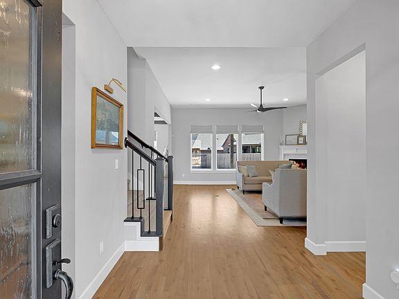 5th image of 442 E 127th Pl S