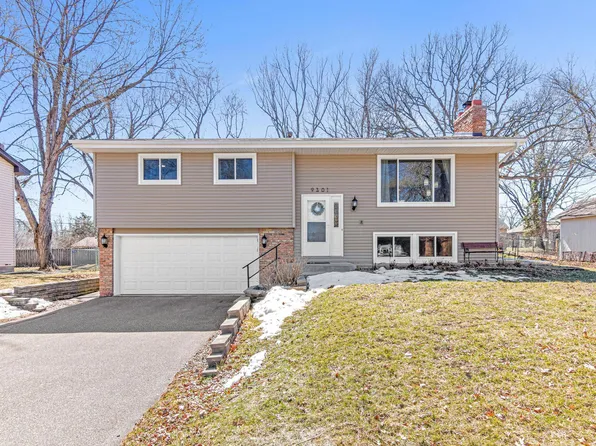 9301 31st Ave N, New Hope, MN 55427