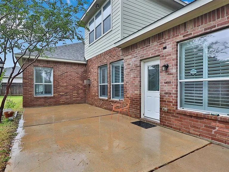 8318 Lemonmint Meadow Dr — Photo 38