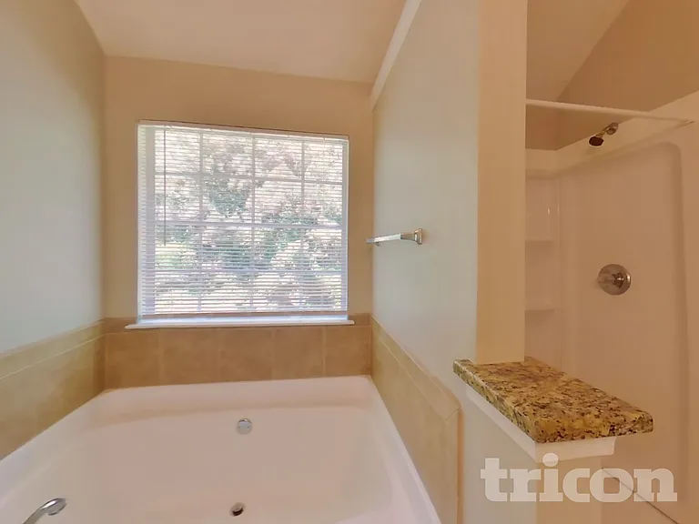 6469 Snowden Dr — Photo 11