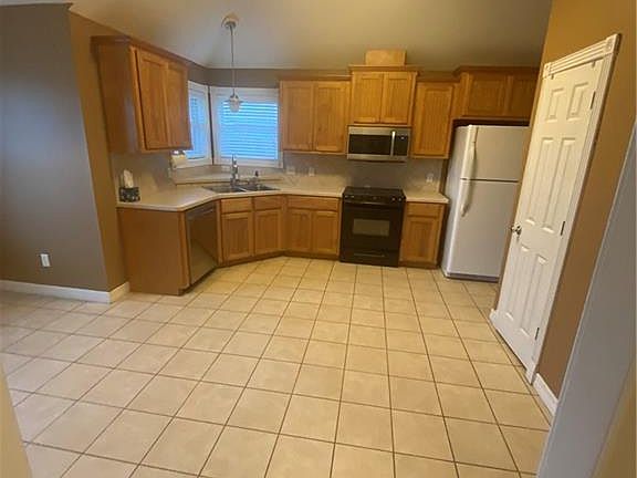 2nd image of 8403 Alison Ave