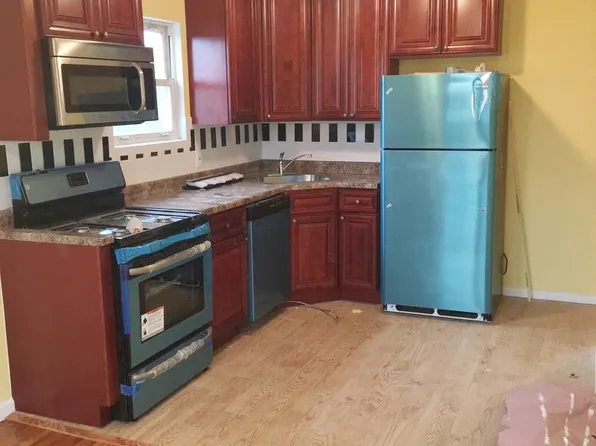 25-22 47th Street image 1 of 13