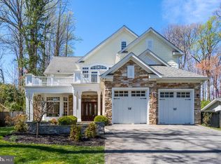 204 Adahi Rd SE, Vienna, VA 22180