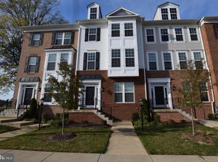 8886 Orchard Ln, Manassas, VA 20110