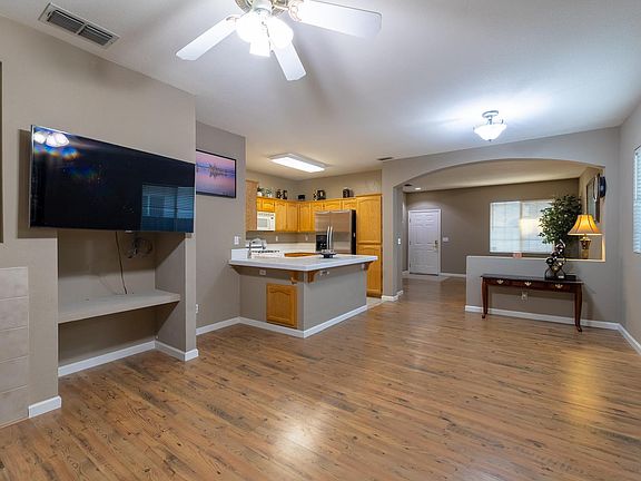 5th image of 9233 Surlingham Ct