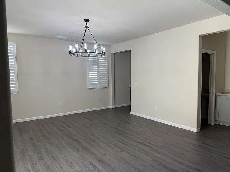 4344 Icon Ave — Photo 9