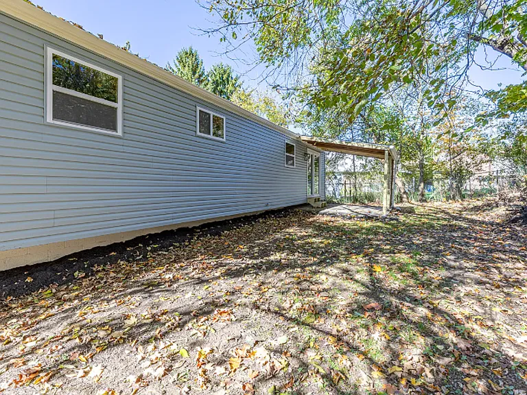 476 Fielding Dr — Photo 21