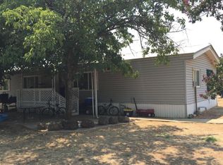 19443 Orchard Ln, Redding, CA