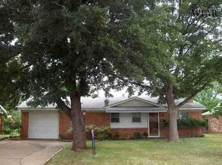 1425 Phoenix Dr, Wichita Falls, TX 76306
