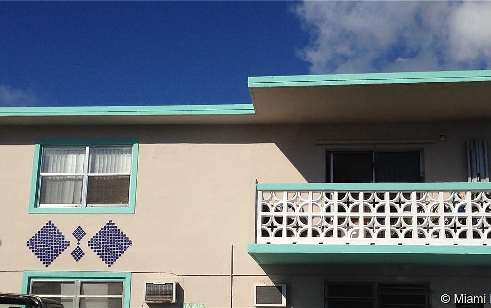 1st image of 552 Euclid Ave APT 4