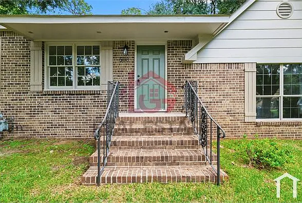 503 Hillview Rd