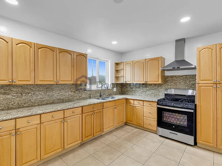 16306 S Denver Ave — Photo 11