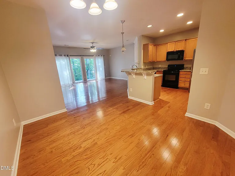 7248 Racine Way — Photo 5