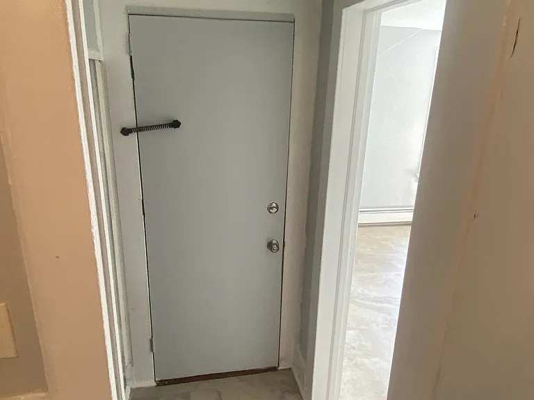 124-126 Hobson St #3 — Photo 10