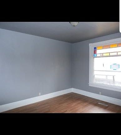 5th image of 653 Western Ave N