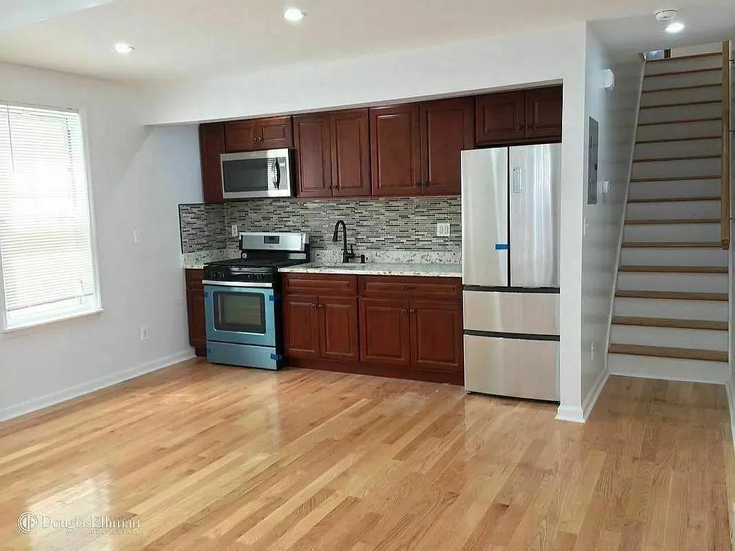 3 bed, $3,750 — Photo 2
